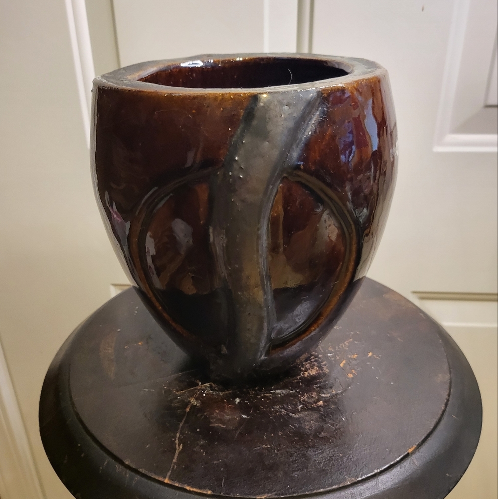 Mid-Century Modern Studio Pottery Ceramic Planter 7 1/2"